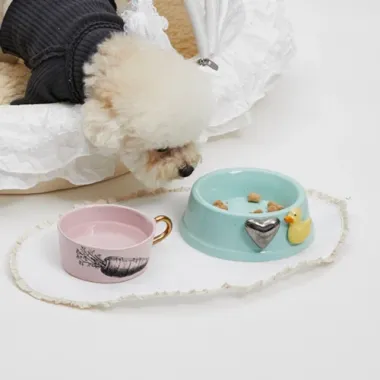 Louisdog Eggshell Dining Mat