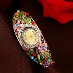 Luxurious Flower Quartz Women\\s Watches