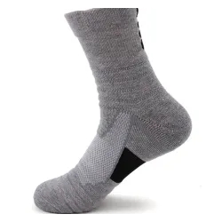 Men\'s Medium Tube Outdoor Sweat Absorbing Non Slip Socks