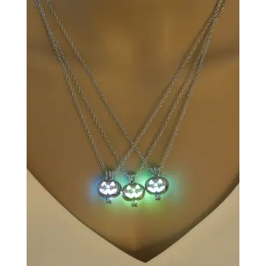 1pc Halloween Luminous Pumpkin Scary Face Pendant Necklace