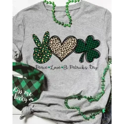 St. Patrick\'s Day Lucky Shamrock Heart Print Casual T-shirt